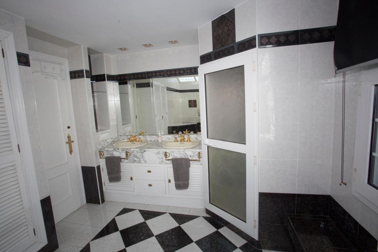 Alojamiento El Chaparro Barbate Junto A La Venta El Loro Экстерьер фото